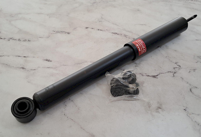 AMORTIGUADOR  TRASERO  LEXUS GX470 03-09