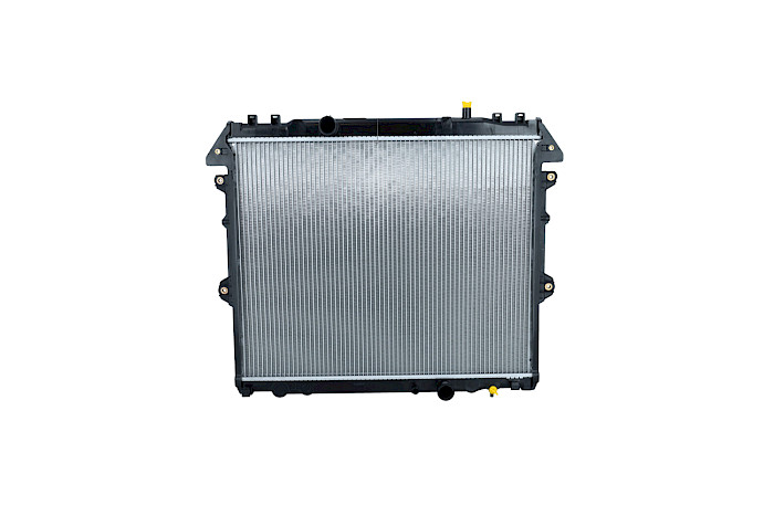 RADIADOR TOY HILUX/FORTUNER