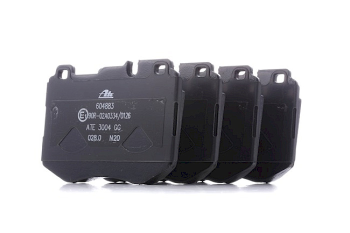 PASTILLA  DELANTERO   MERCEDEZ BENZ  GLC 250 15- X253