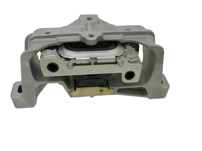 BASE MERCEDEZ BENZ  GLA 180 13-20  X156/CLA 180 13-19   DERECHA