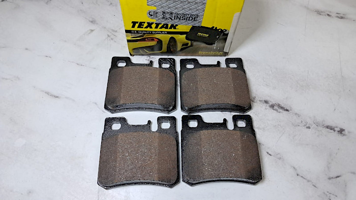 PASTILLA  TRASERO  MERCEDEZ BENZ