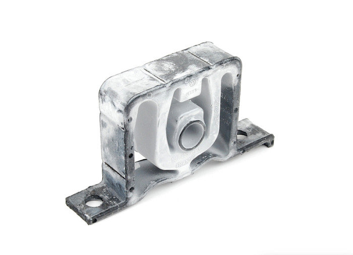 SOPORTE SISTEMA ESCAPE AUDI Q3