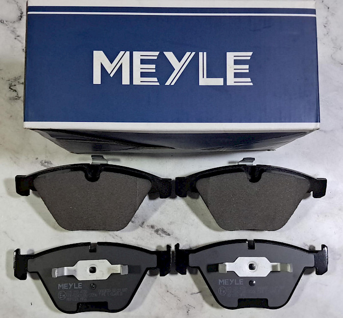 PASTILLA  DELANTERO   BMW