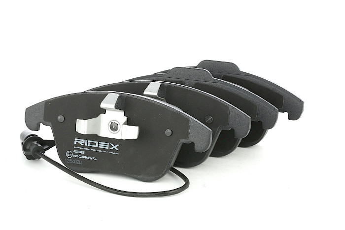 PASTILLA  DELANTERO   AUDI A4 1.8 08-16