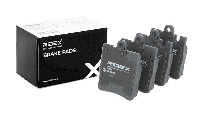 PASTILLA  TRASERO  MERCEDEZ BENZ  C 240 W203 00-07